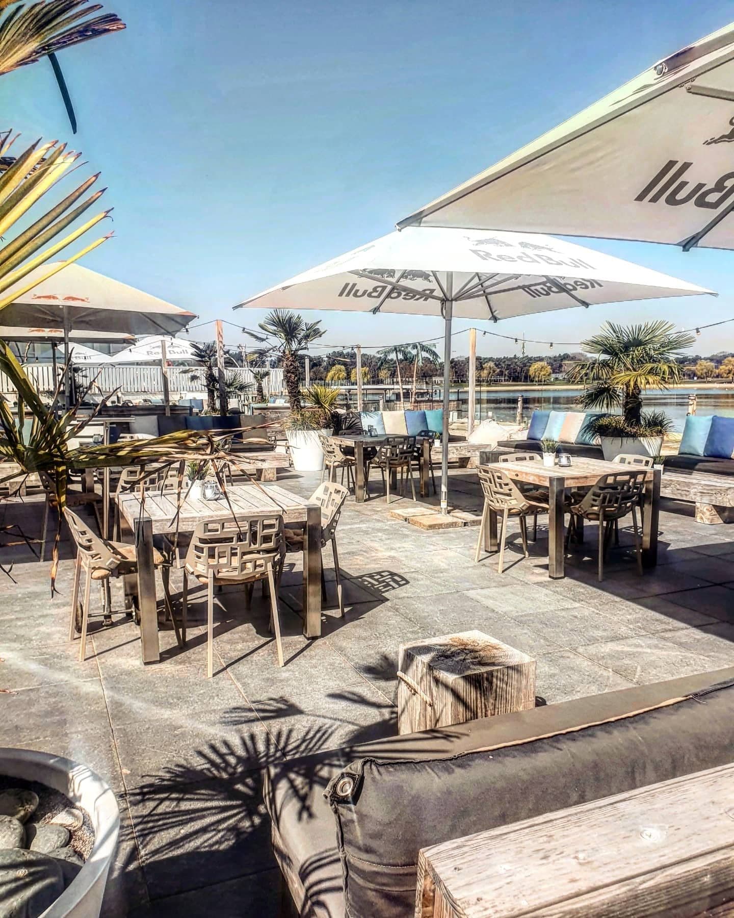 Default copyright Beachclub Sunrise