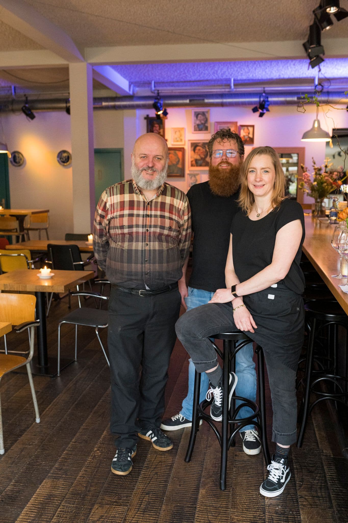 Max Kneefel OST Bar & Kitchen