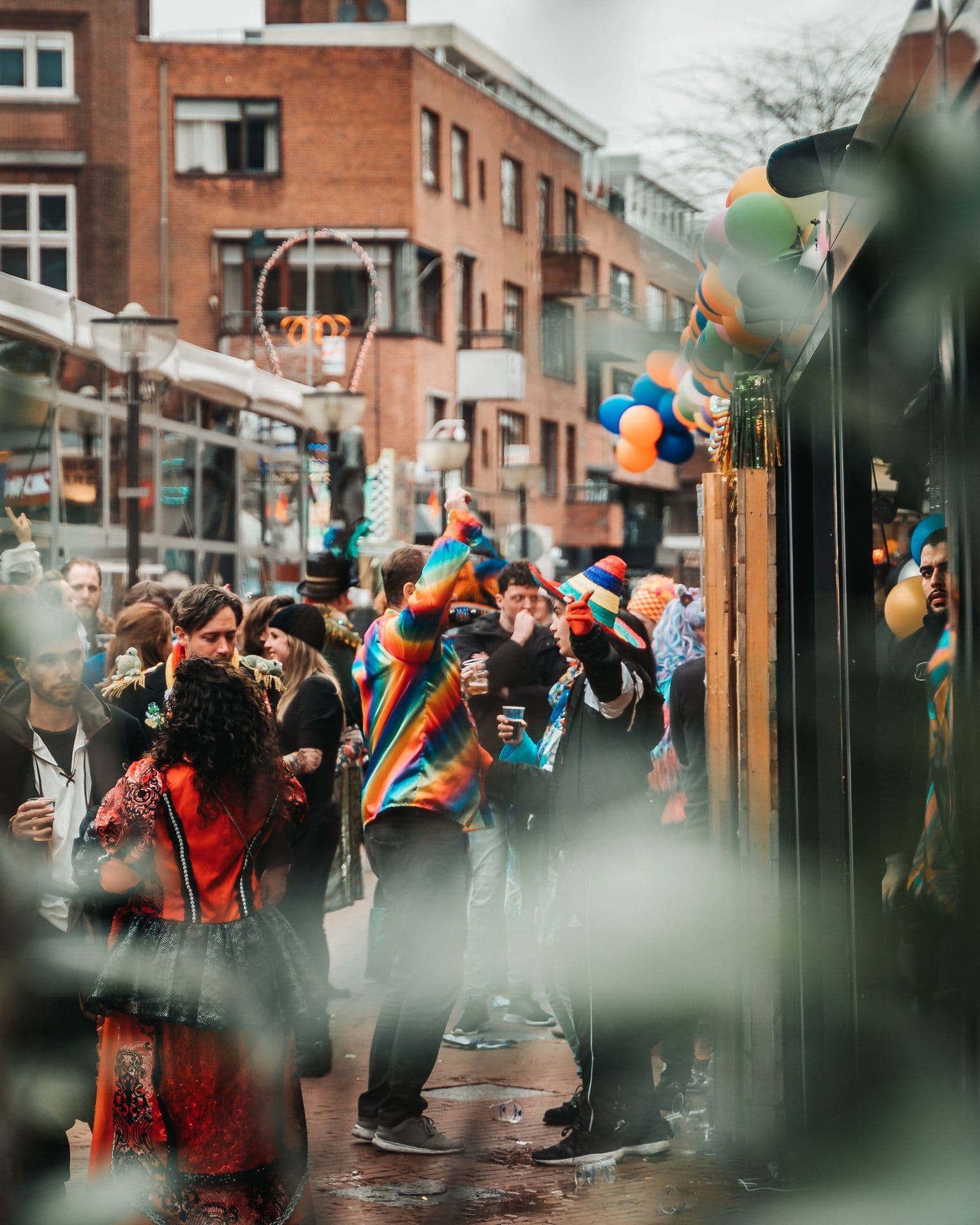 Riku Männistö Karneval auf dem Markt