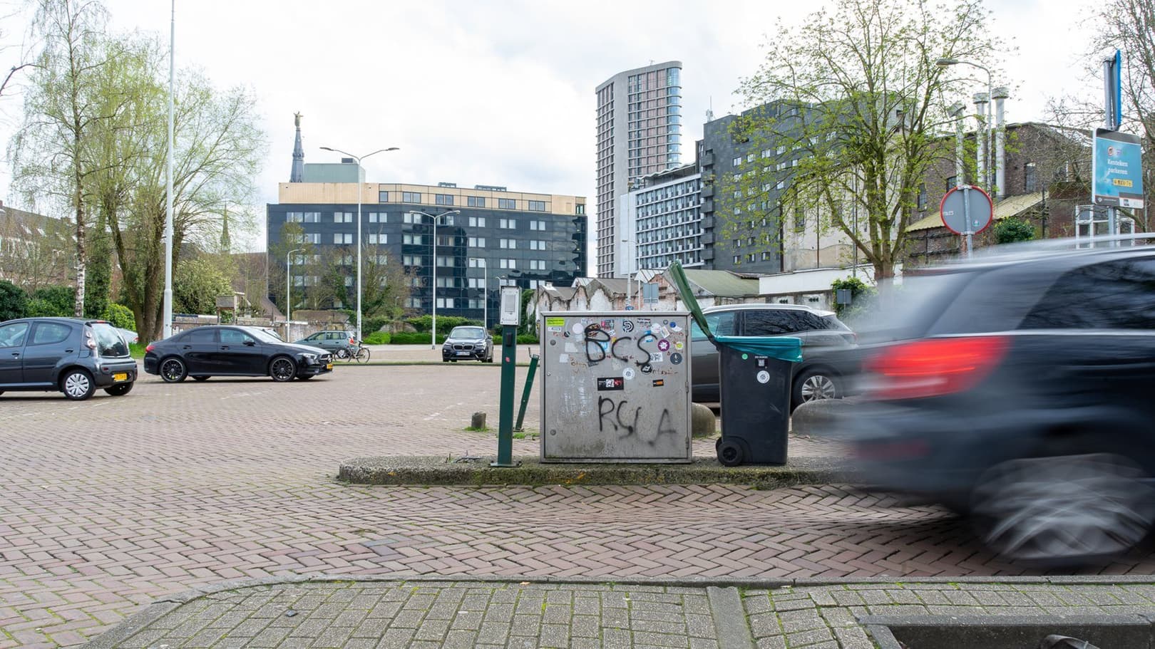 Niels Feijen Parkplatz Raiffeisenstraat
