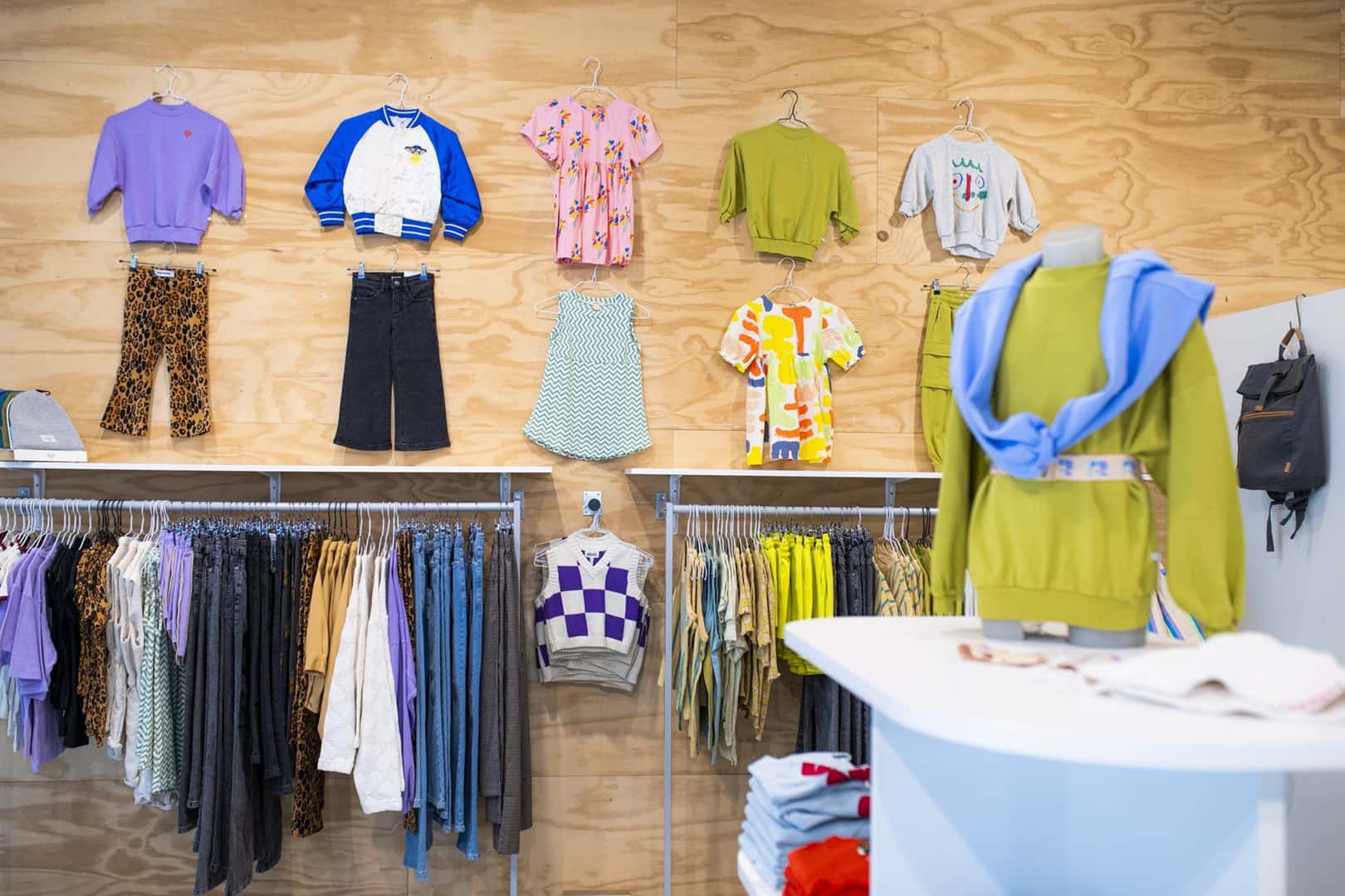 Max Kneefel Siki Kinderwinkel