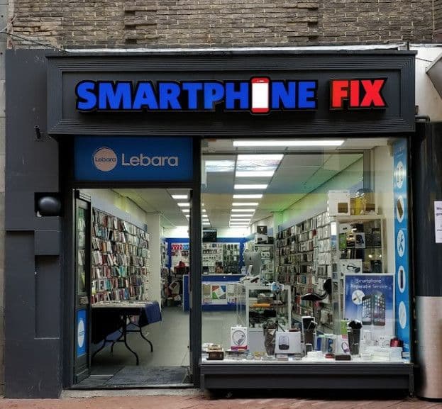 Default copyright Smartphone Fix