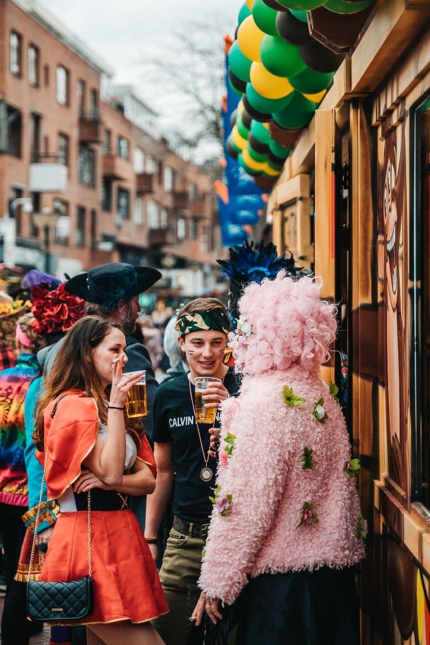 Riku Männistö Karneval in Lampegat