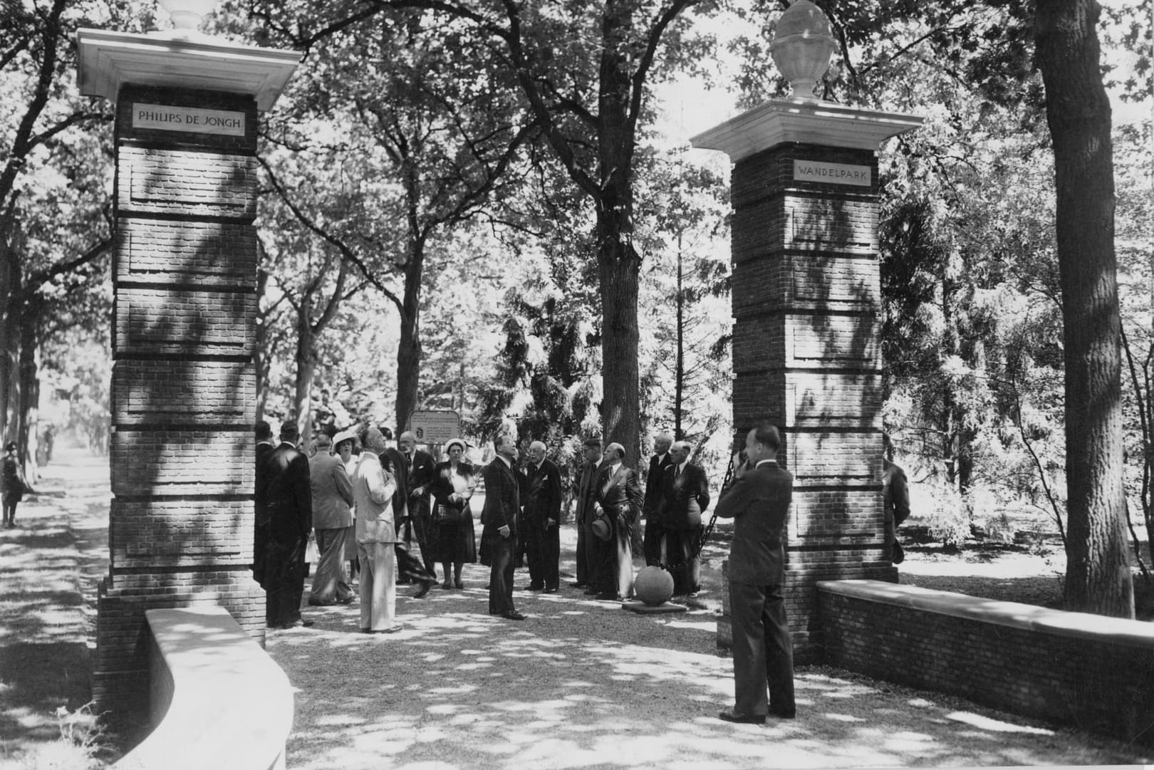 Eröffnung Philips de Jongh Park 1949