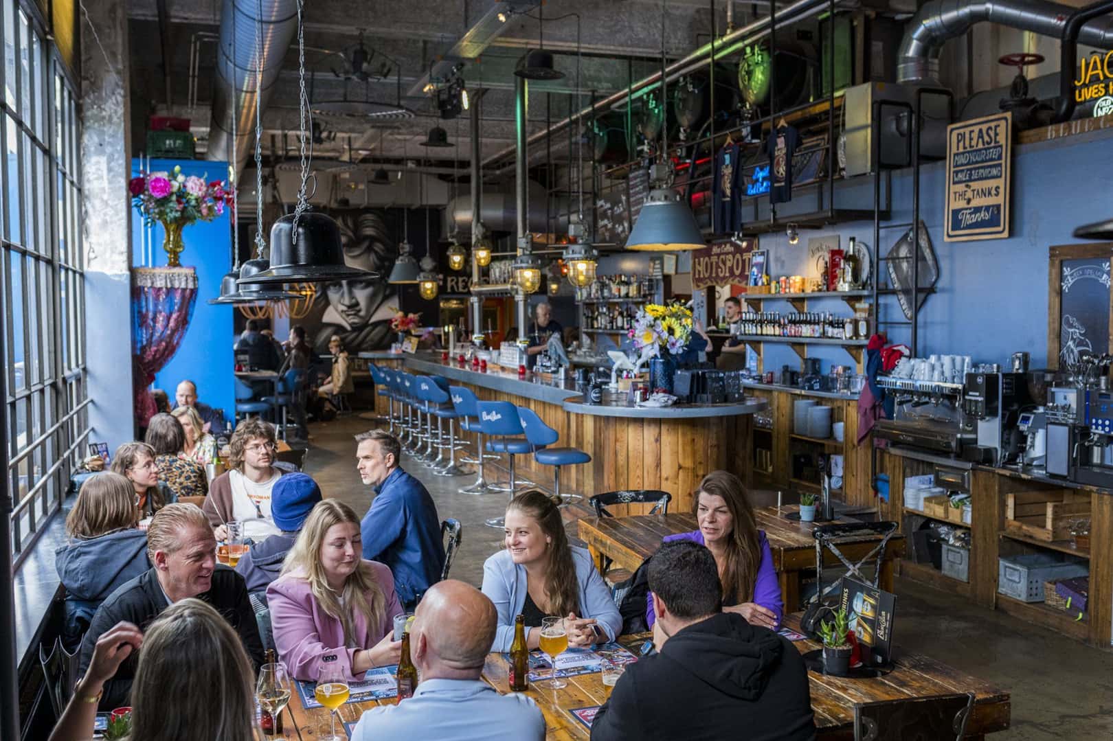 Max Kneefel Stayokay Eindhoven - Blue Collar
