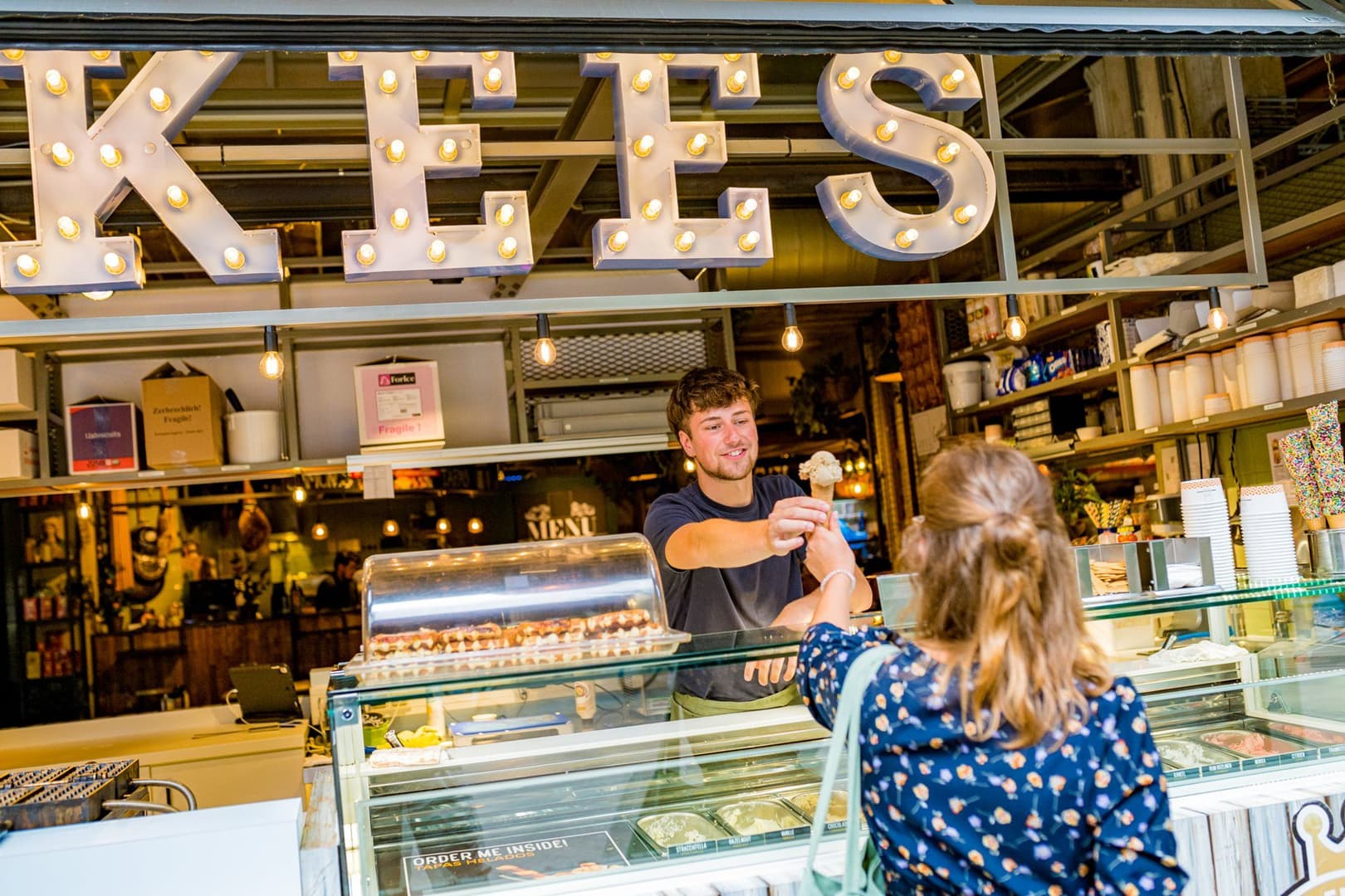 Max Kneefel IJssalon Kees