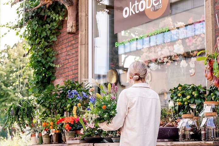 OKTOBER in huis