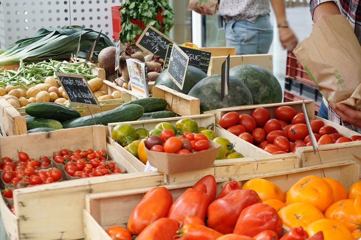 Market Tarwelaan