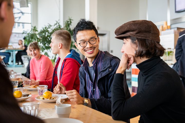 5x Fun ways to practice Dutch and dive into the local culture